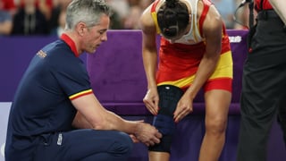 Ya han operado a Carolina Marín