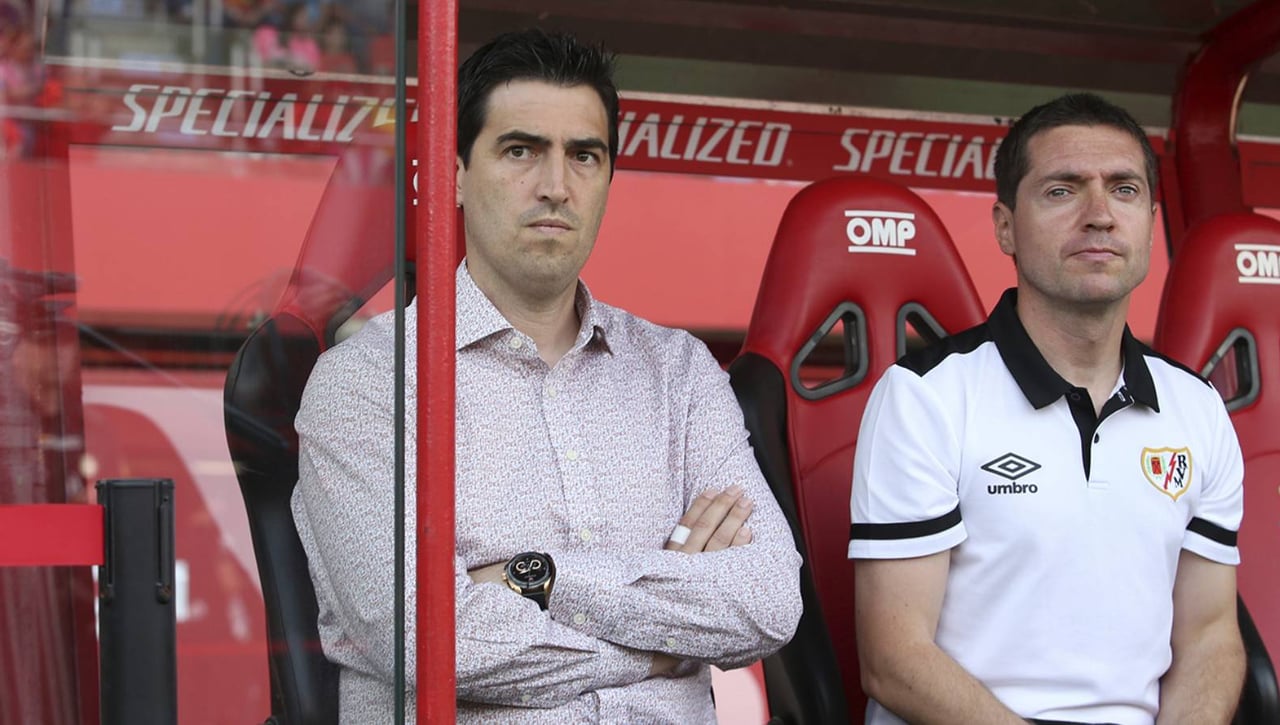 Iraola quiere renegociar su contrato con el Rayo