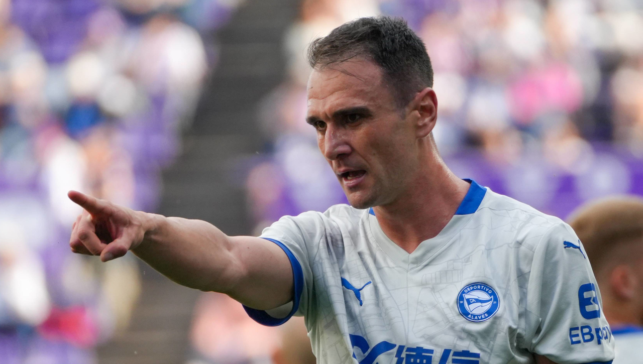 Real Valladolid 0-1 Deportivo Alavés: Kike García es de Primera