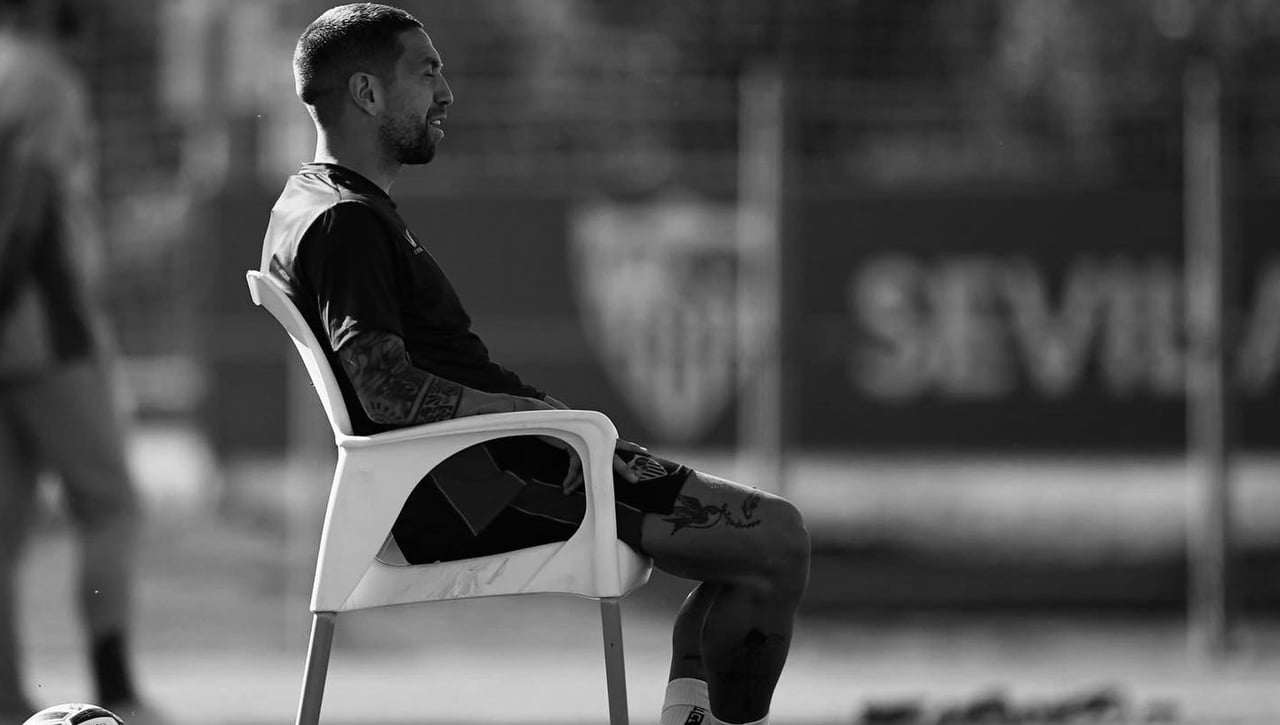 Volver, volverán pronto, pero... Otra traba para el Sevilla y Sampaoli: el Papu, un mes K.O.