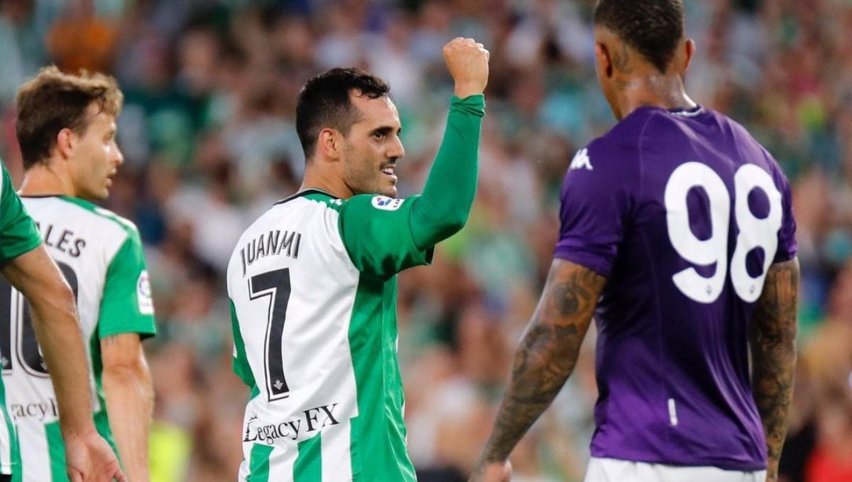 Juanmi manda un aviso a los que le ven fuera del Betis