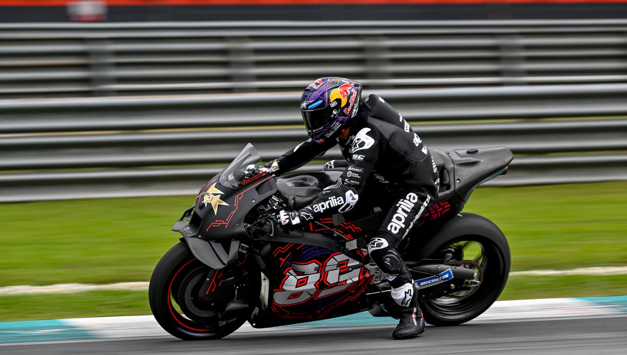 Jorge Martín reparece con Aprilia a pesar de su lesión