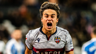 Carlos Álvarez es de Primera