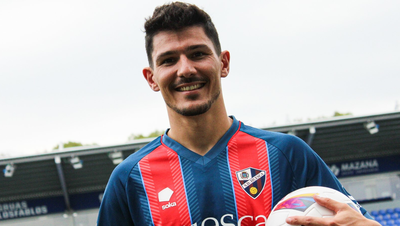 Loureiro, claro con el Huesca