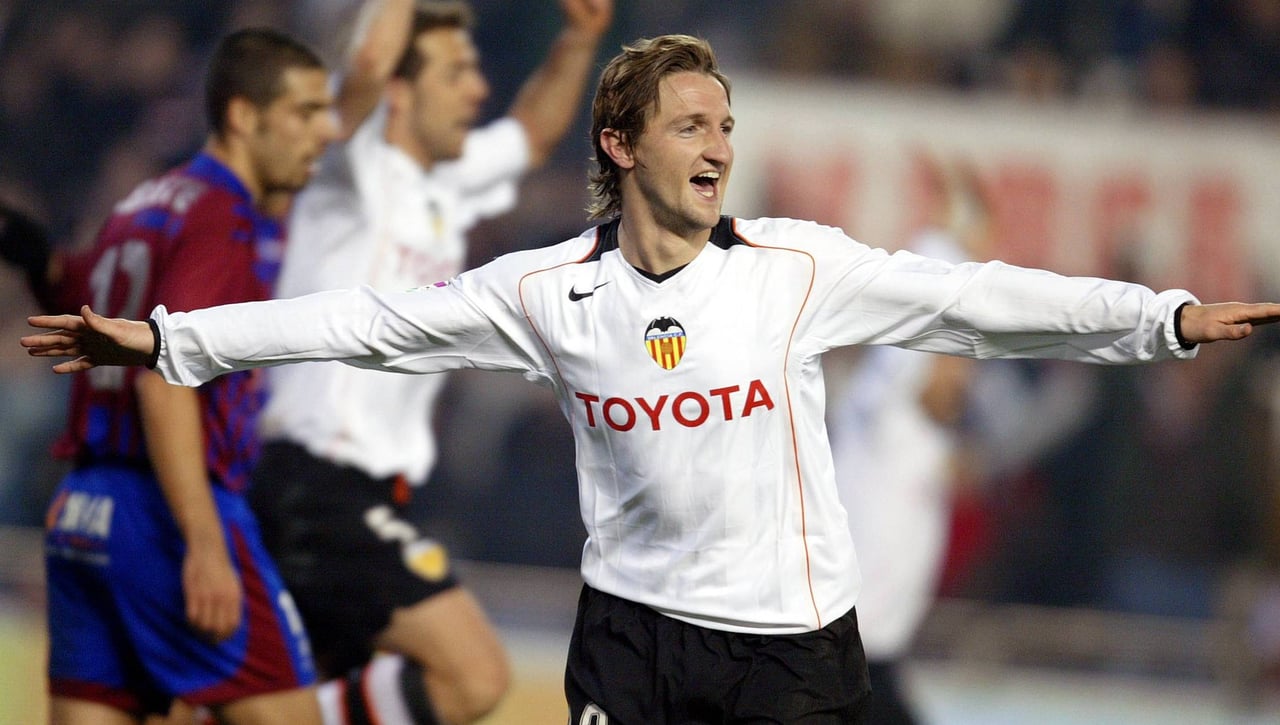 Mista, ex del Valencia, lanza un aviso al equipo: "La situación es clara"