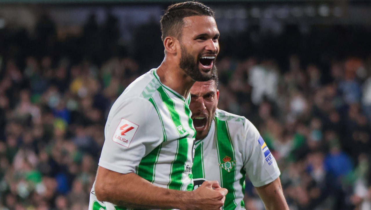 Willian José supera registros