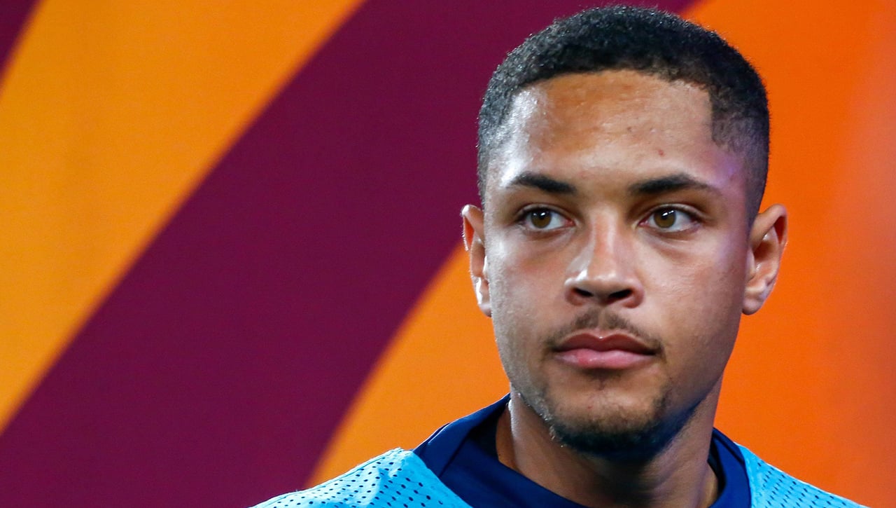 Reunión positiva entre Barça y Betis para cerrar a Vitor Roque 