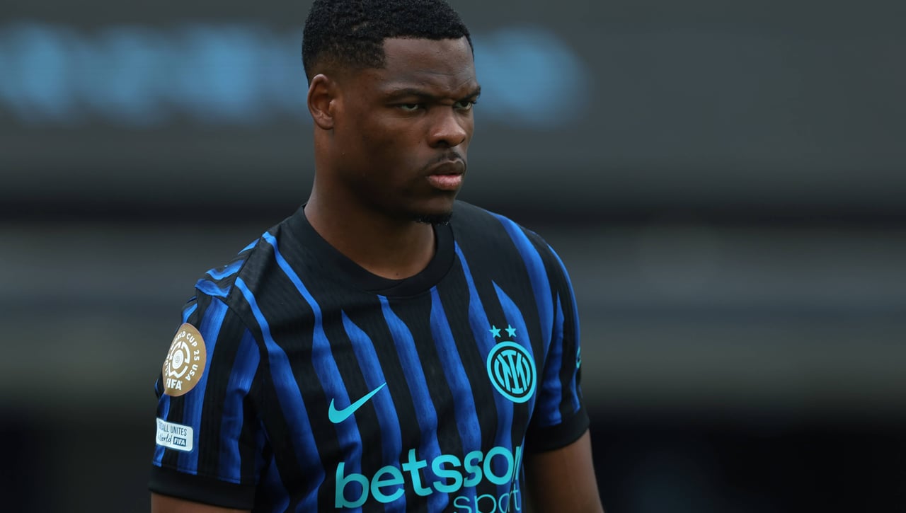 Lo de Dumfries ya es oficial