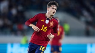 Riquelme, sustituto de Lamine Yamal para el partido ante Serbia