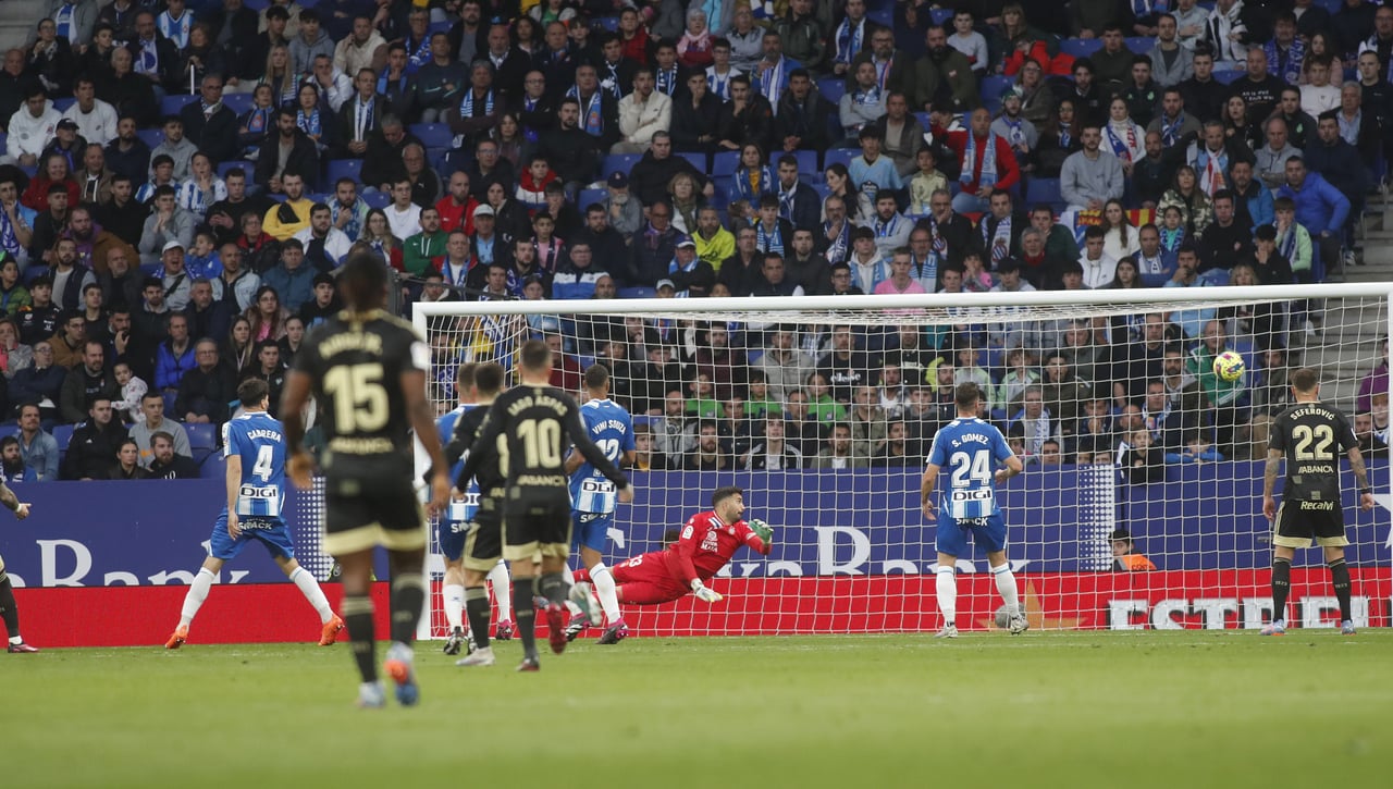 El pequeño accionista del Espanyol se moviliza