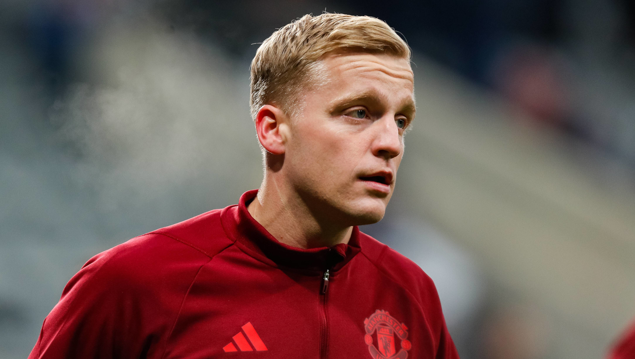 El fichaje de Van de Beek, a punto