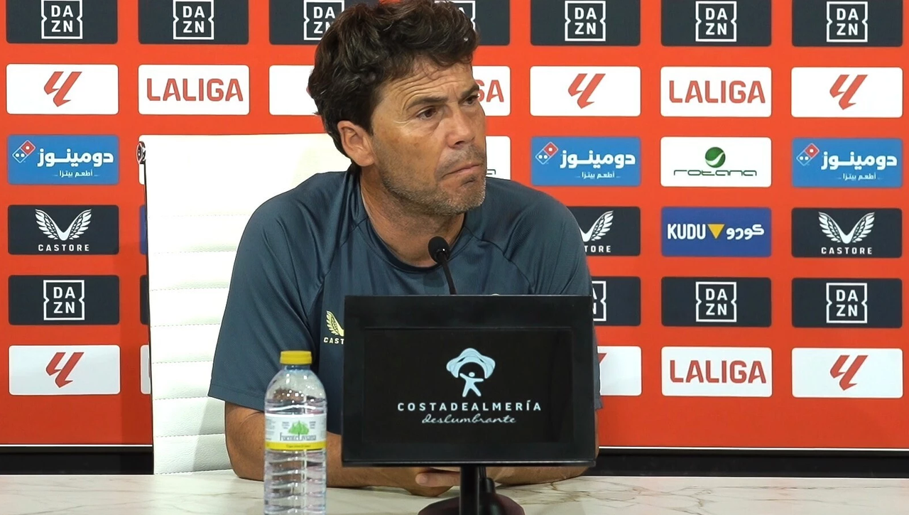 Rubi señala en el Almería