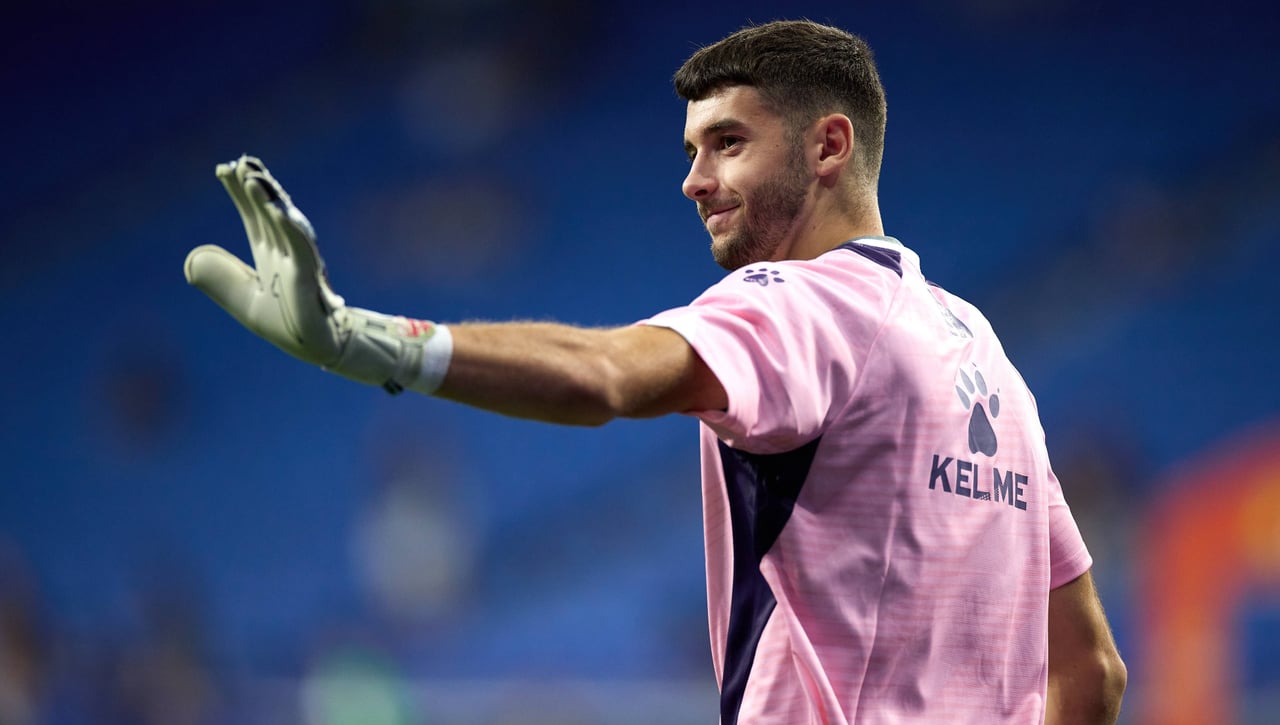 Joan García deja atrás a Borja Iglesias