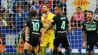 Rajada de Edu Expósito contra Pau López: "Eso sobra"