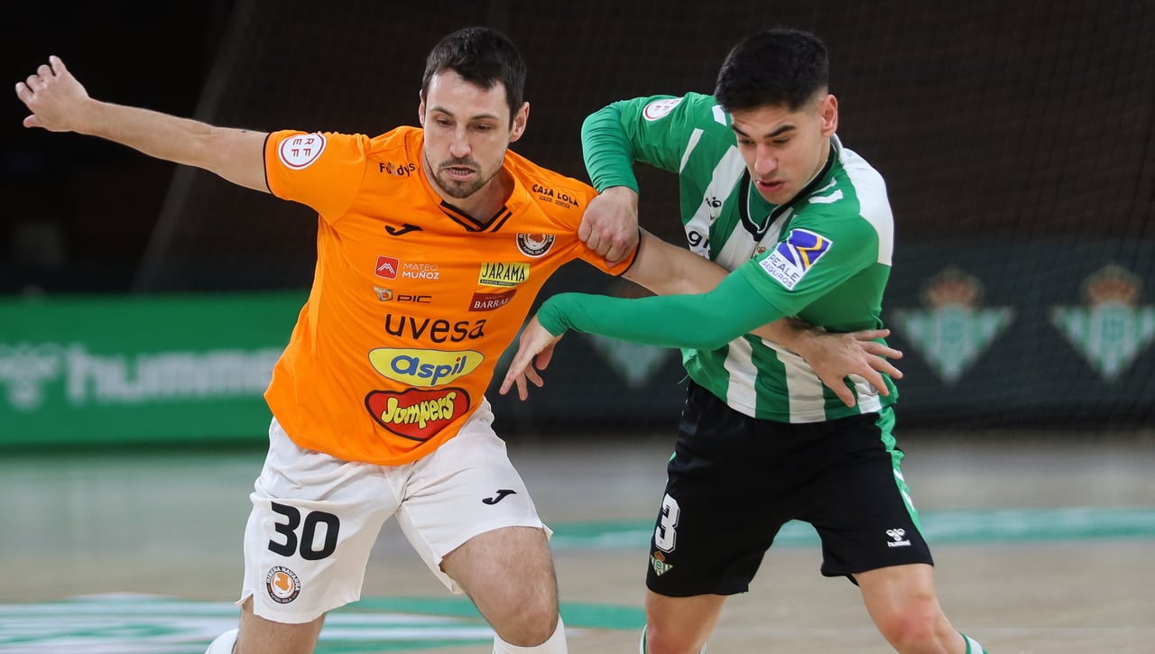 Betis 3-3 Ribera Navarra: Un punto que sabe a poco