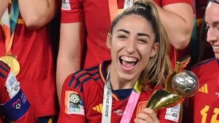 Un regalo muy 'rico' para Olga Carmona por hacer el gol en la final