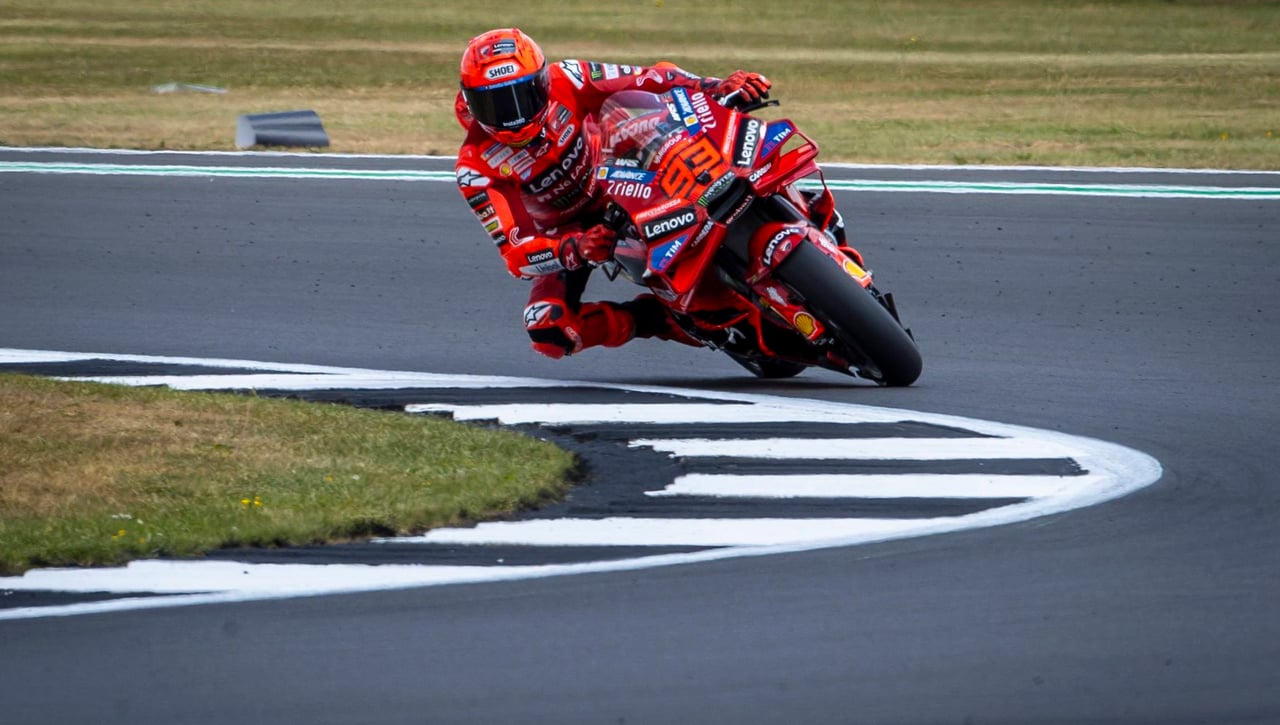 Marc Márquez está un paso por delante en Austria