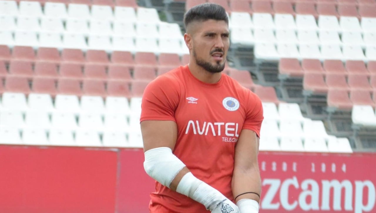 Miguel Guerrero, el portero que ha colgado los guantes para dedicarse a OnlyFans