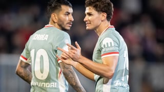 Julián Alvarez, solo contra el mundo