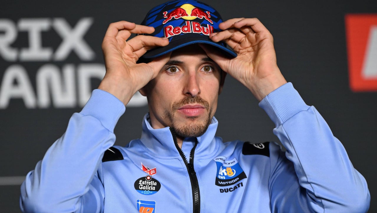 Álex Márquez recibe un nuevo parte médico de Ángel Charte