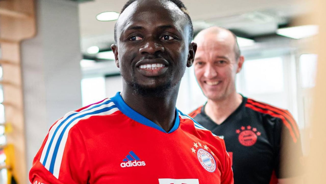 Mané se viste de Fede Valverde pero en el vestuario del Bayern Múnich