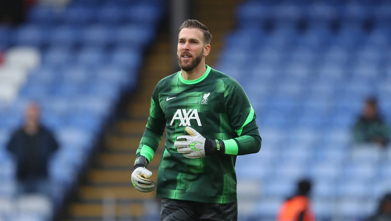 Oferta sobre la mesa de Adrián San Miguel, que quiere volver