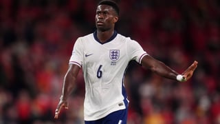 El Manchester United se mete en la pelea por Guehi y valora su incorporación inmediata