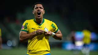 Vitor Roque renace en Brasil y sueña con volver a Europa