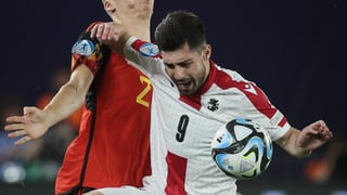 El Racing de Santander hace oficial el fichaje del delantero para reemplazar a Jeremy Arévalo y cubrir a Asier Villalibre