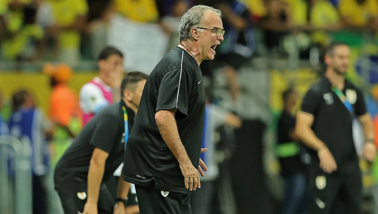 Apunta a Marcelo Bielsa