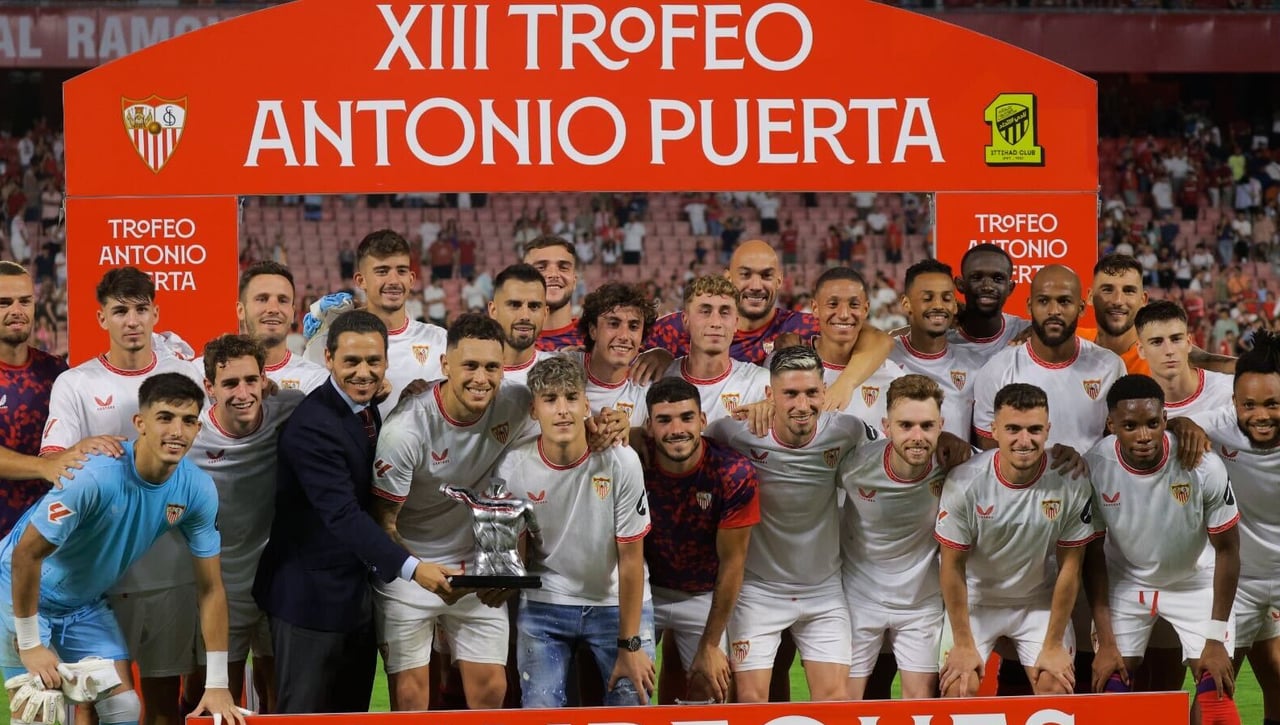 Sevilla FC 1-0 Al Ittihad: Ocampos, arena y cielo 