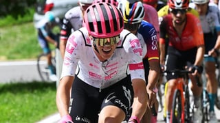 Carapaz revienta al líder Del Toro y, luego, se lo deja claro