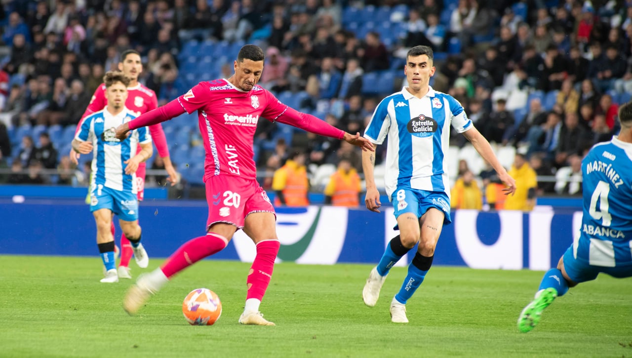 Cádiz, Deportivo, Racing de Ferrol y Sporting de Gijón sorprenden