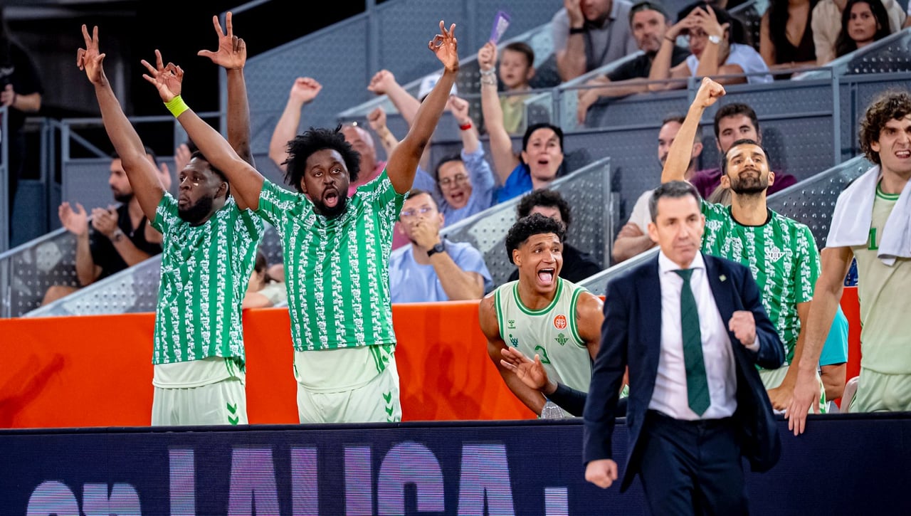 El Betis alcanza el cielo en la Caja Mágica