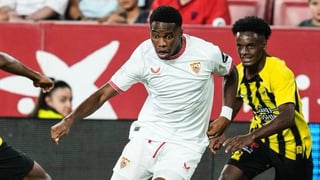 El Sevilla 'promociona' a Stanis Idumbo