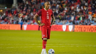 Contactos para la firma de Derek Cornerlius