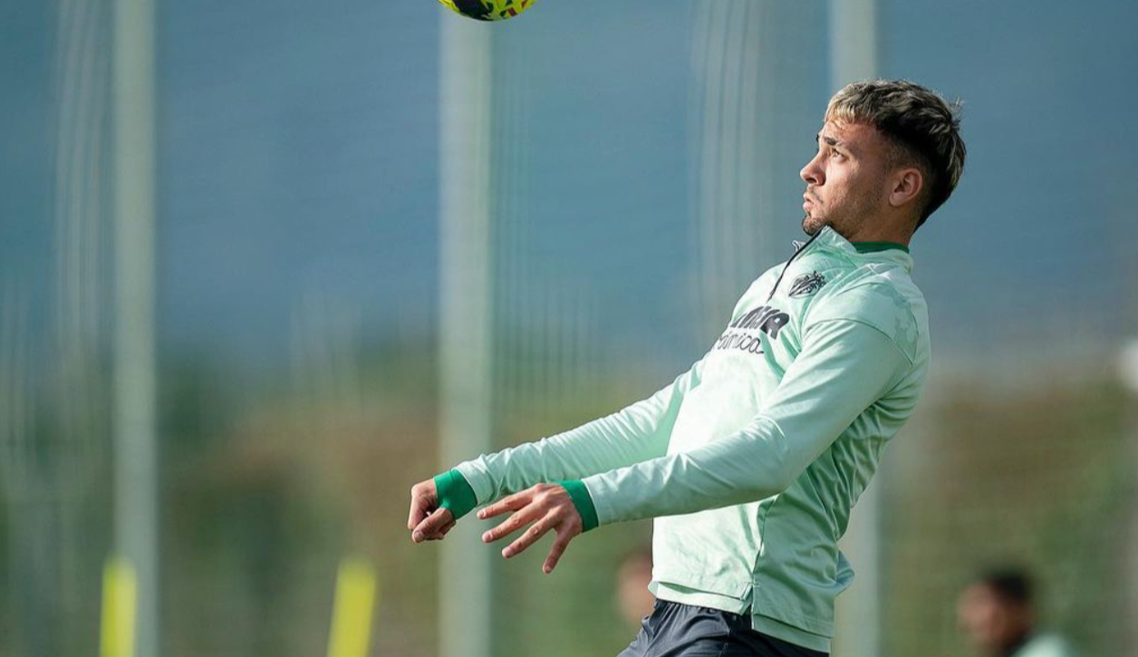 Un delantero para el Sporting