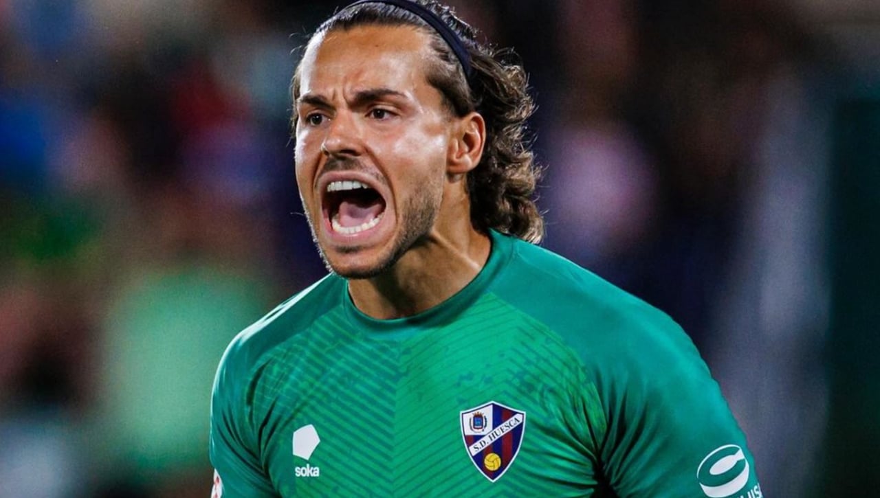 Se adelanta a los competidores para firmar a Álvaro Fernández