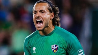 Se adelanta a los competidores para firmar a Álvaro Fernández