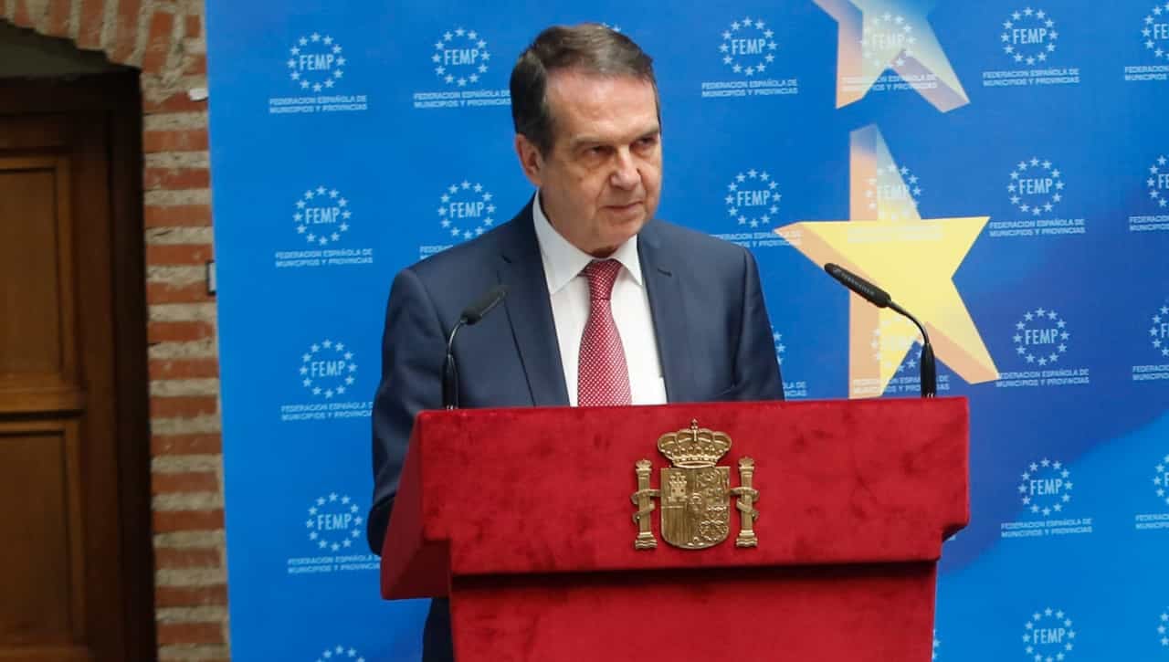 Abel Caballero estalla contra la RFEF y reclama un sitio para Vigo en el Mundial 2030: "Que no diga mentiras"