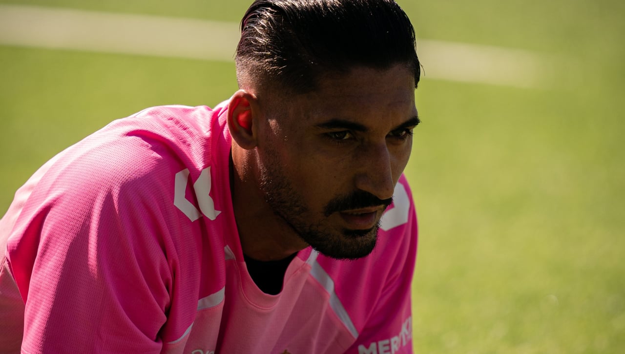 Álvaro Valles se sincera ante la afición del Betis: "Tendré que seguir esperando"