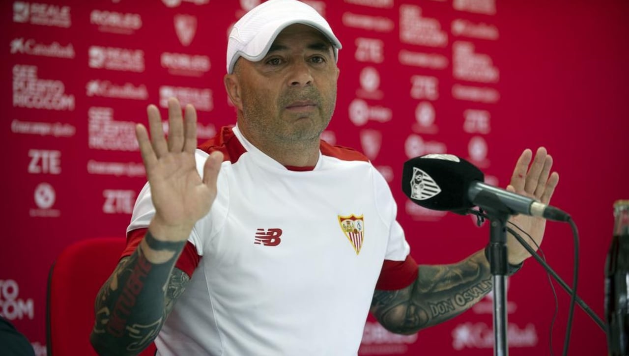¡Vaya lío! Lopetegui en el banquillo y Sampaoli planificando ya para enero