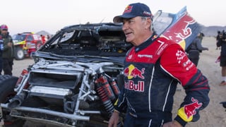 Carlos Sainz desmiente su retirada del Dakar