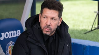 Simeone duda del arbitraje
