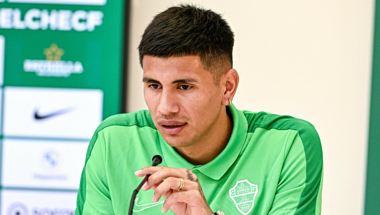 Negocia el fichaje de Nico Castro