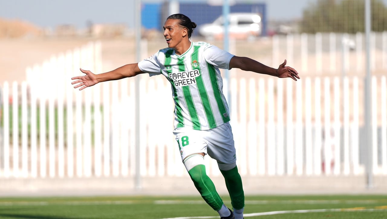 La propuesta del Betis a Yanis Senhadji al que le toca decidir