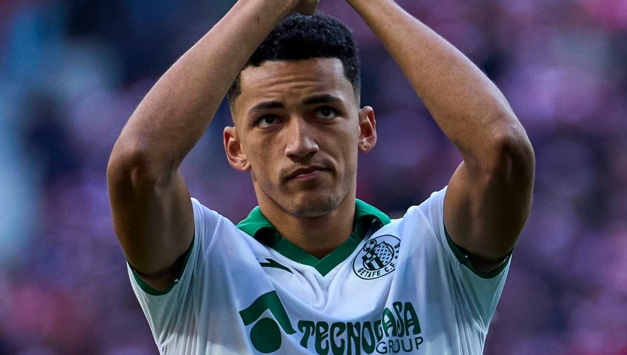 Apunta al fichaje de Álvaro Rodríguez