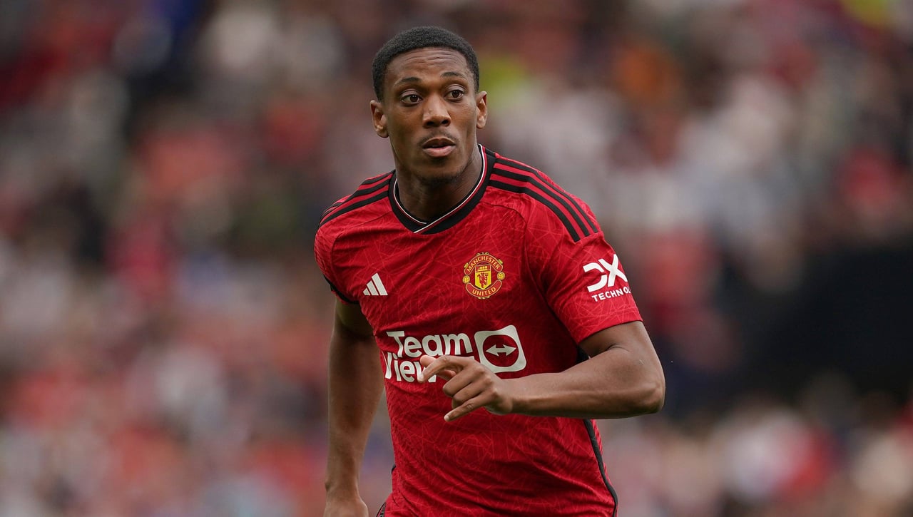 El fichaje de Martial, más cerca