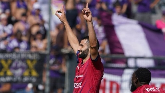 Decide colgar las botas y se acuerda del Sevilla y el Granada