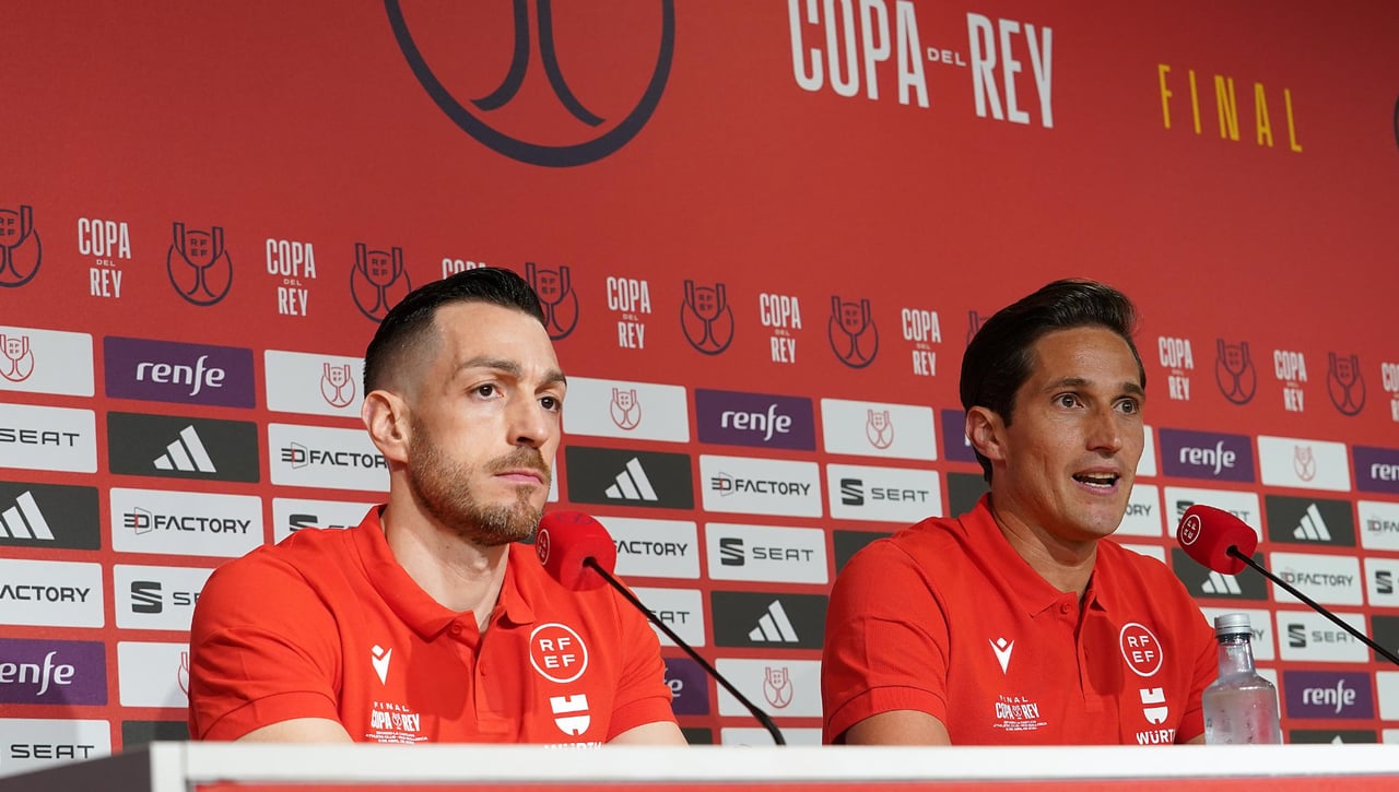 Así explican los árbitros de la Final de la Copa del Rey el nuevo fuera de juego semiautomático